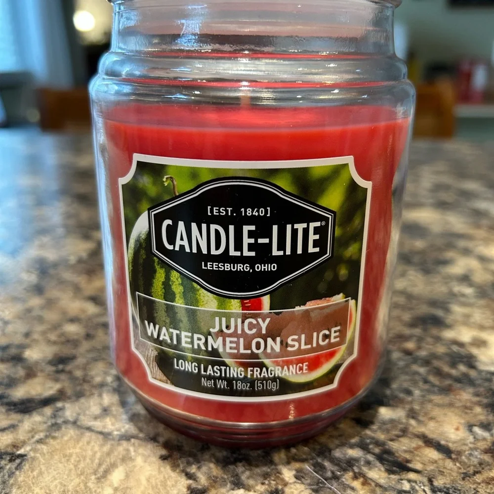 Juicy Watermelon Slice Candle - Red‎